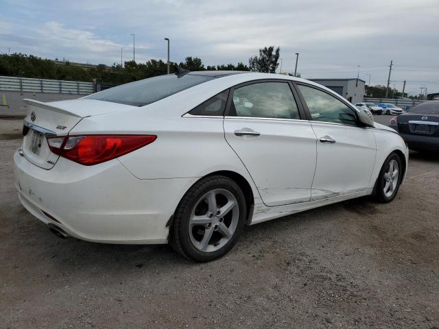 5NPEC4AB6CH499916 - 2012 HYUNDAI SONATA SE WHITE photo 3