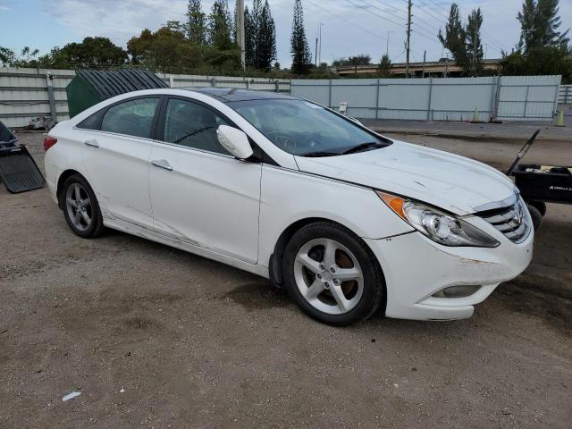 5NPEC4AB6CH499916 - 2012 HYUNDAI SONATA SE WHITE photo 4