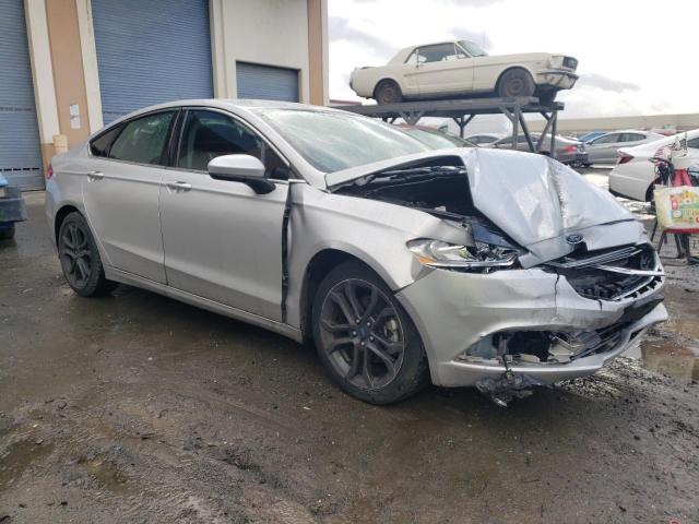 3FA6P0HD3JR241278 - 2018 FORD FUSION SE SILVER photo 4