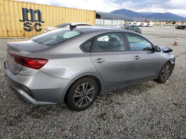 3KPF24AD7PE558751 - 2023 KIA FORTE LX GRAY photo 3