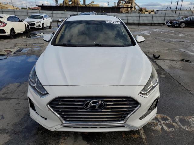 5NPE24AF6JH653561 - 2018 HYUNDAI SONATA SE WHITE photo 5