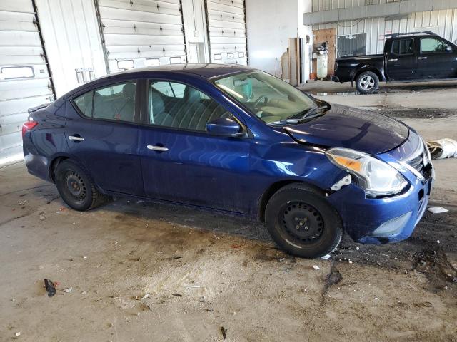 3N1CN7AP0JL877498 - 2018 NISSAN VERSA S BLUE photo 4