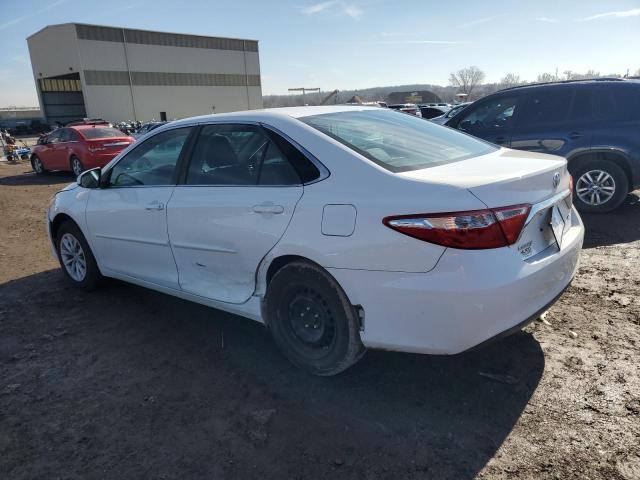 4T4BF1FK4GR530174 - 2016 TOYOTA CAMRY LE WHITE photo 2