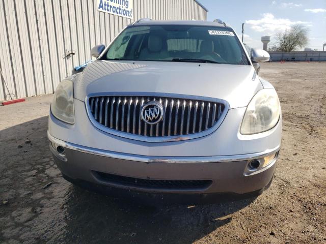 5GAKRCED7CJ368591 - 2012 BUICK ENCLAVE SILVER photo 5