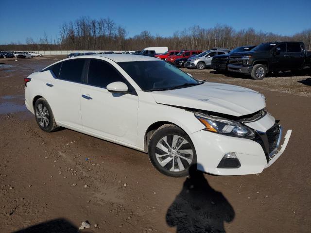 1N4BL4BVXLC149959 - 2020 NISSAN ALTIMA S WHITE photo 4