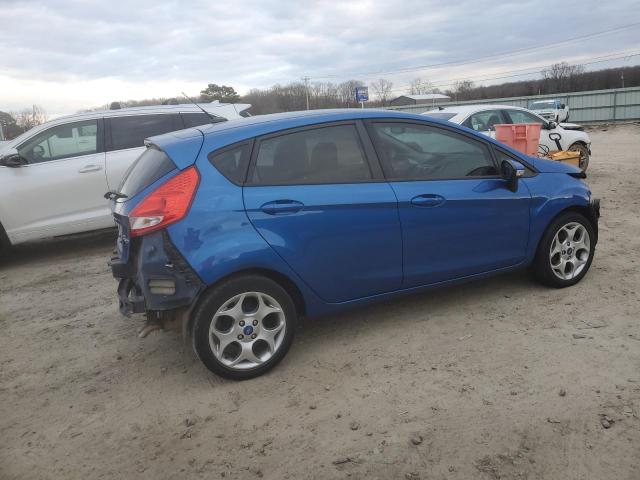 3FADP4FJ9BM225415 - 2011 FORD FIESTA SES BLUE photo 3