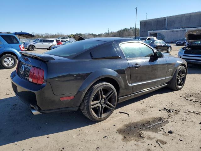 1ZVFT82H865257337 - 2006 FORD MUSTANG GT BLACK photo 3