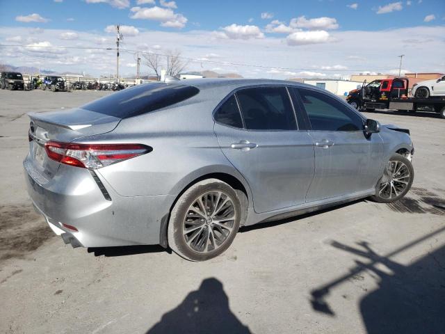 4T1G11AKXLU887150 - 2020 TOYOTA CAMRY SE SILVER photo 3