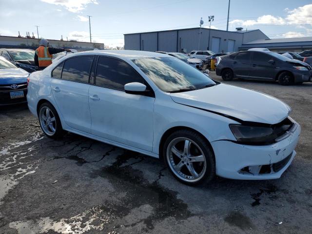 3VW2K7AJ5EM427369 - 2014 VOLKSWAGEN JETTA BASE Սպիտակ լուսանկար 4