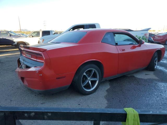 2B3CJ4DV6AH114042 - 2010 DODGE CHALLENGER SE RED photo 3