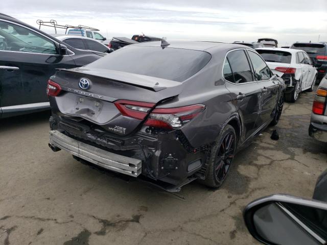 4T1K31AK6NU591629 - 2022 TOYOTA CAMRY XSE GRAY photo 3