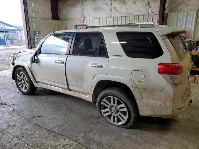 JTEBU5JRXB5033192 - 2011 TOYOTA 4RUNNER SR5 WHITE photo 2