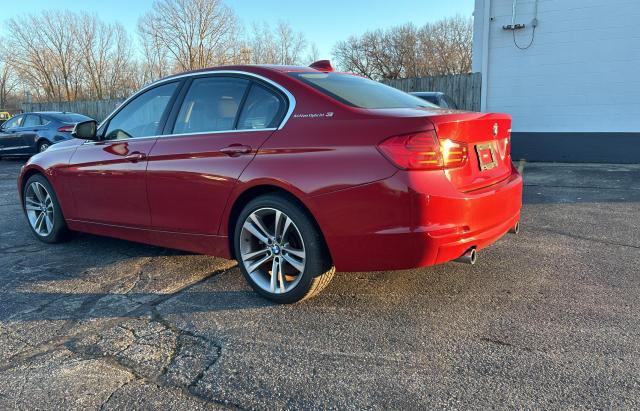 WBA3F9C54DF483760 - 2013 BMW ACTIVEHYBR RED photo 3