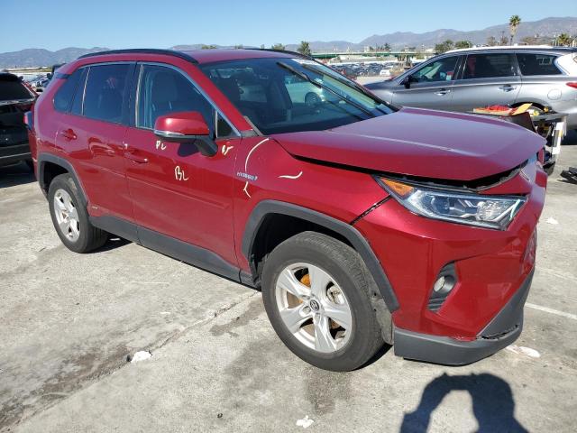 4T3R6RFV8MU026103 - 2021 TOYOTA RAV4 XLE RED photo 4