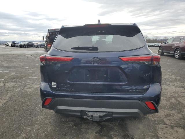 5TDHZRBH0NS582993 - 2022 TOYOTA HIGHLANDER XLE BLUE photo 6