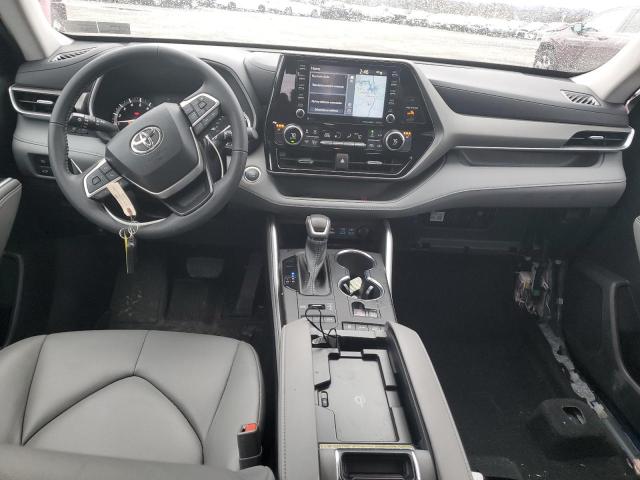 5TDHZRBH0NS582993 - 2022 TOYOTA HIGHLANDER XLE BLUE photo 8