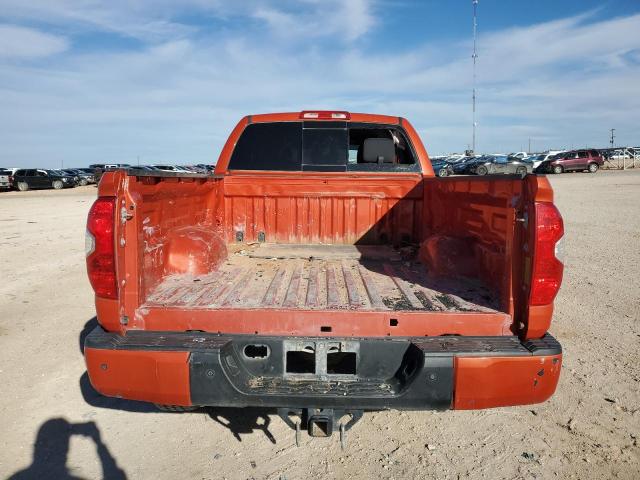 5TFUY5F18JX713521 - 2018 TOYOTA TUNDRA DOUBLE CAB SR/SR5 ORANGE photo 6