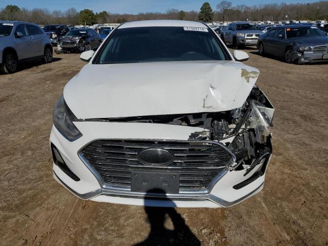 5NPE24AF2JH695273 - 2018 HYUNDAI SONATA SE WHITE photo 5