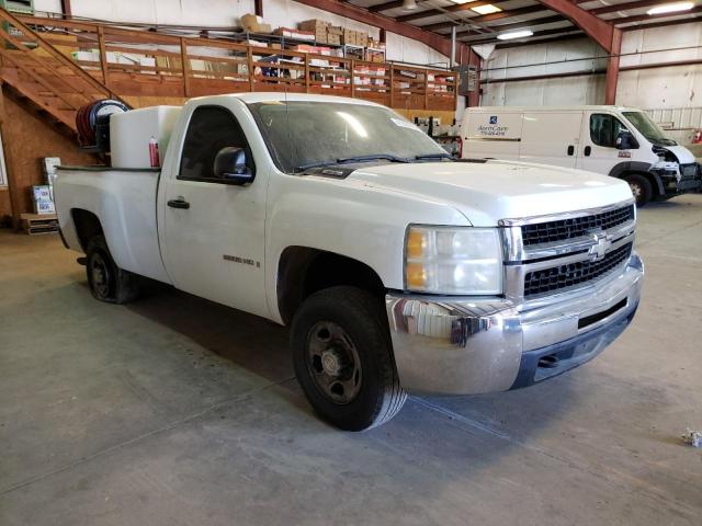 1GCHC24K18E215967 - 2008 CHEVROLET SILVERADO C2500 HEAVY DUTY WHITE photo 4