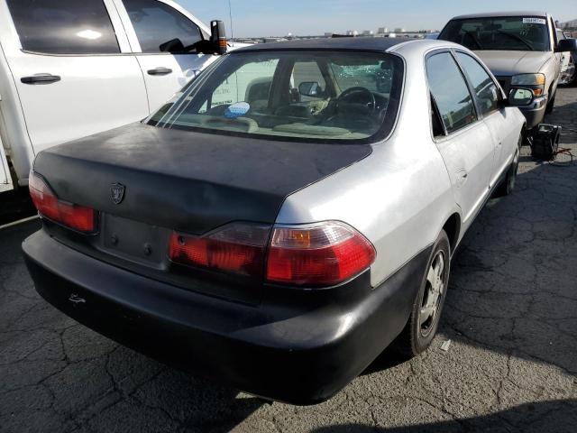 JHMCG6676XC019384 - 1999 HONDA ACCORD EX SILVER photo 4