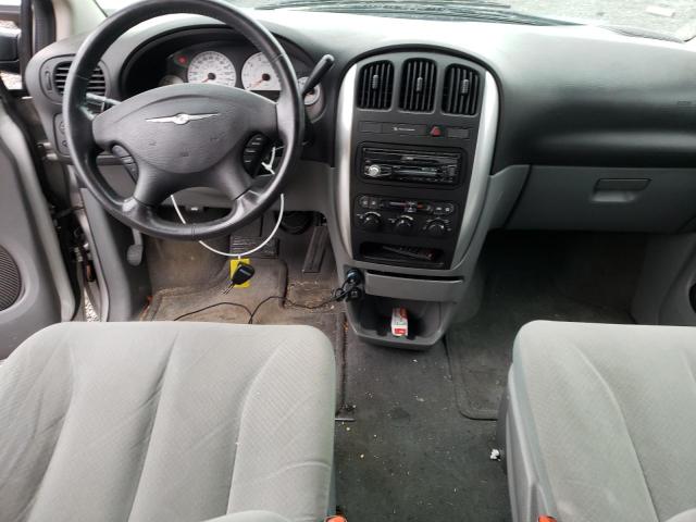 2A4GP54L97R316454 - 2007 CHRYSLER TOWN & COU TOURING Grün Foto 8