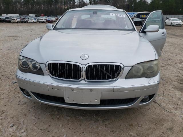 WBAHN83588DT77526 - 2008 BMW 750 LI SILVER photo 11