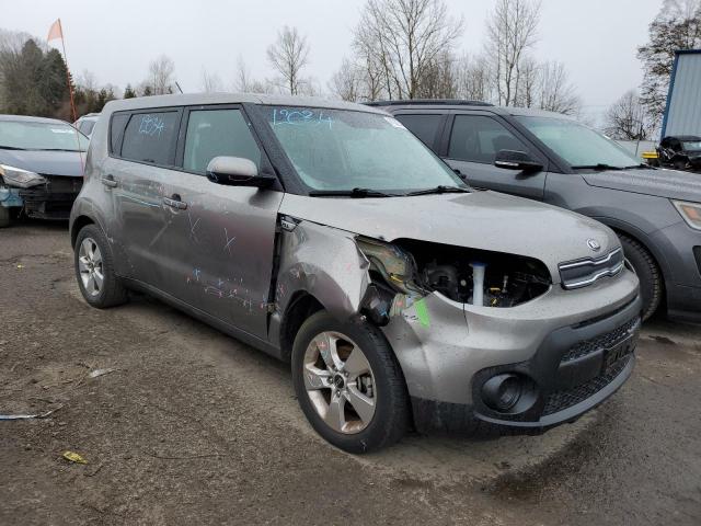 KNDJN2A23J7589989 - 2018 KIA SOUL GRAY photo 4