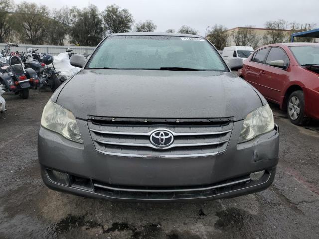 4T1BK36B37U179436 - 2007 TOYOTA AVALON XL GRAY photo 5