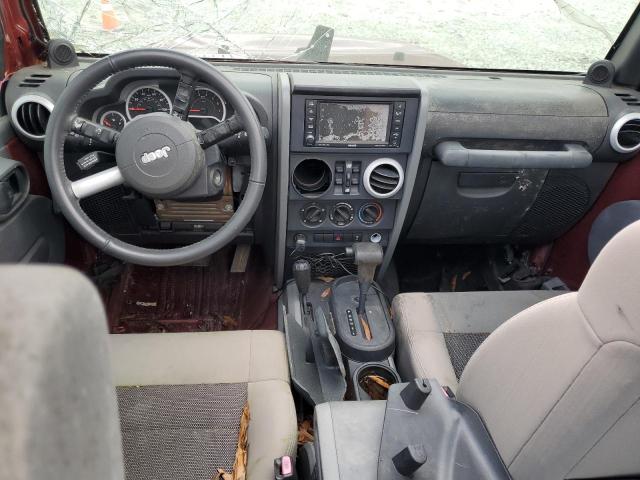 1J4HA5H17AL197527 - 2010 JEEP WRANGLER U SAHARA BURGUNDY photo 8