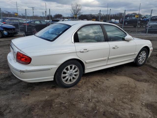 KMHWF35H94A952032 - 2004 HYUNDAI SONATA GLS WHITE photo 3