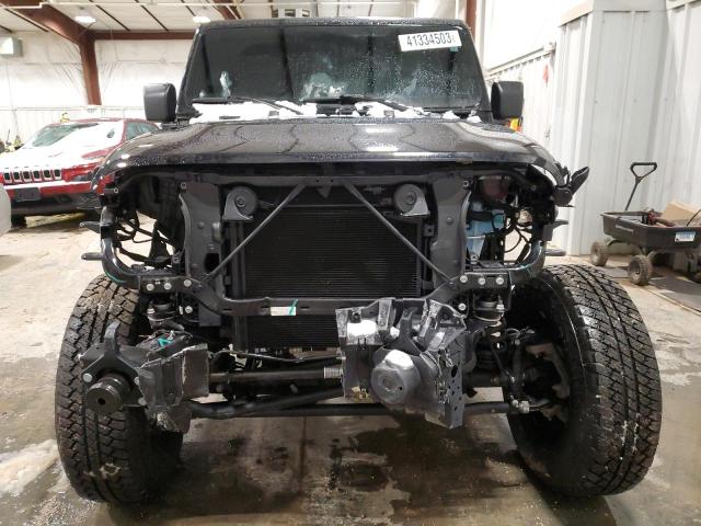 1C4HJXEN0MW648261 - 2021 JEEP WRANGLER U SAHARA BLACK photo 5