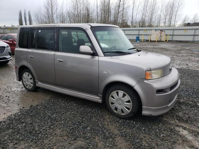 JTLKT324364064783 - 2006 TOYOTA SCION XB SILVER photo 4