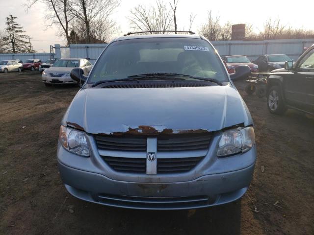 1D4GP45R75B181623 - 2005 DODGE CARAVAN SXT BLUE photo 5