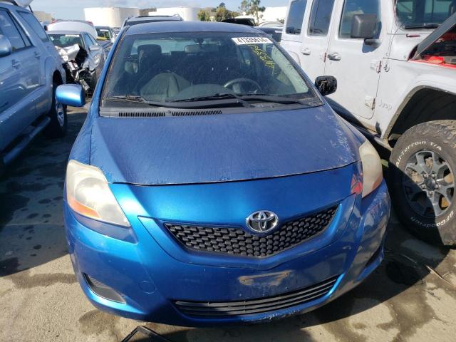 JTDBT903694051748 - 2009 TOYOTA YARIS BLUE photo 5