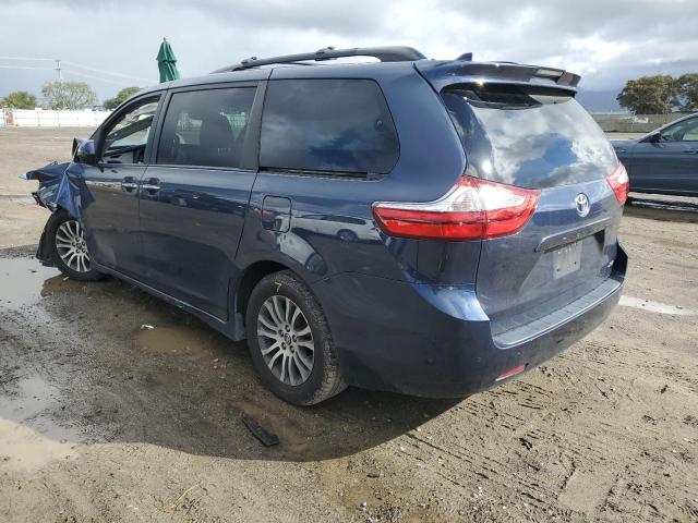 5TDYZ3DCXJS926547 - 2018 TOYOTA SIENNA XLE BLUE photo 2