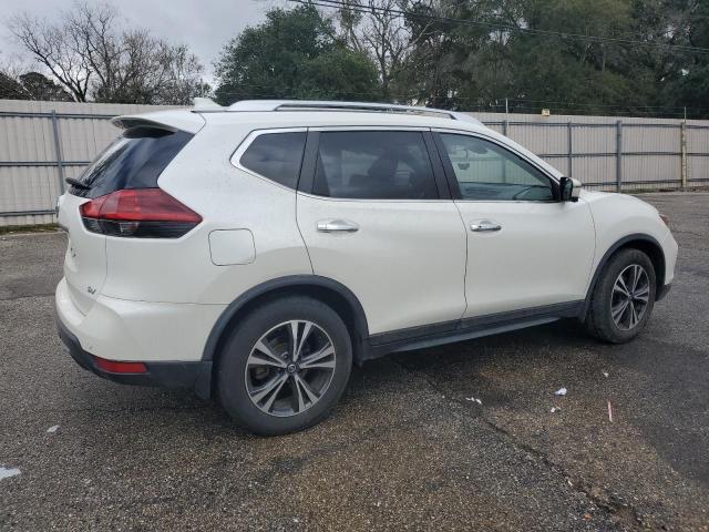 JN8AT2MT0KW255375 - 2019 NISSAN ROGUE S WHITE photo 3