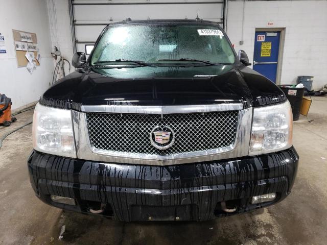 1GYEK63N65R117668 - 2005 CADILLAC ESCALADE LUXURY BLACK photo 5