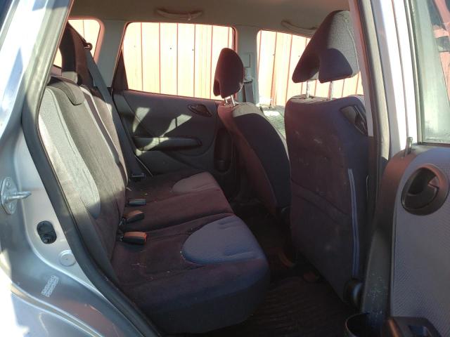 JHMGD38677S812549 - 2007 HONDA FIT S 银色 照片 10
