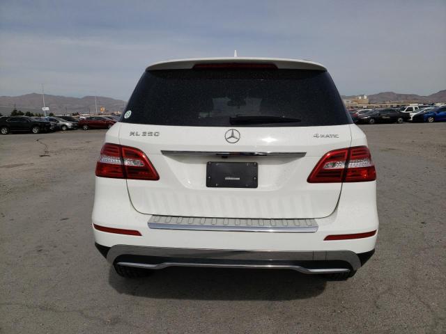 4JGDA5HB7FA610123 - 2015 MERCEDES-BENZ ML 350 4MATIC WHITE photo 6