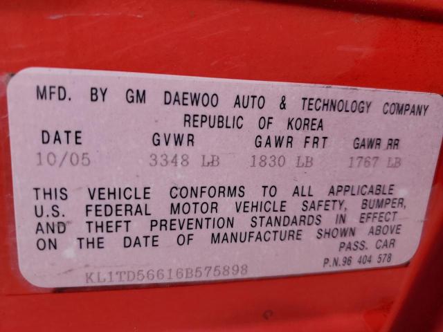 KL1TD56616B575898 - 2006 CHEVROLET AVEO BASE RED photo 12