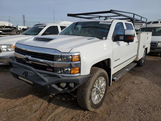 1GC4K0EY2HF145916 - 2017 CHEVROLET SILVERADO K3500 LTZ WHITE photo 2