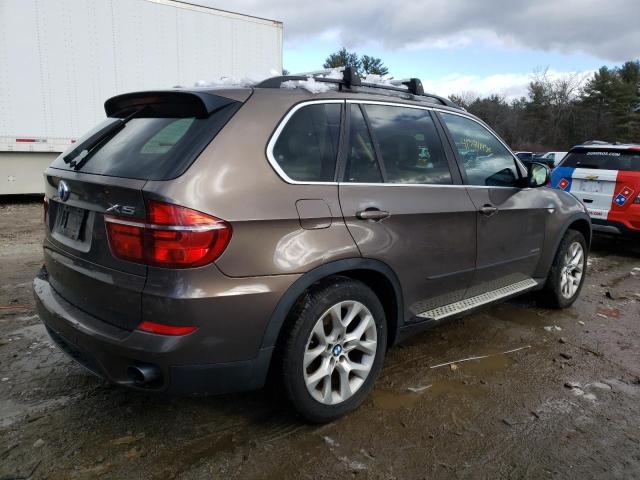 5UXZV4C54D0B12640 - 2013 BMW X5 XDRIVE35I TAN photo 3