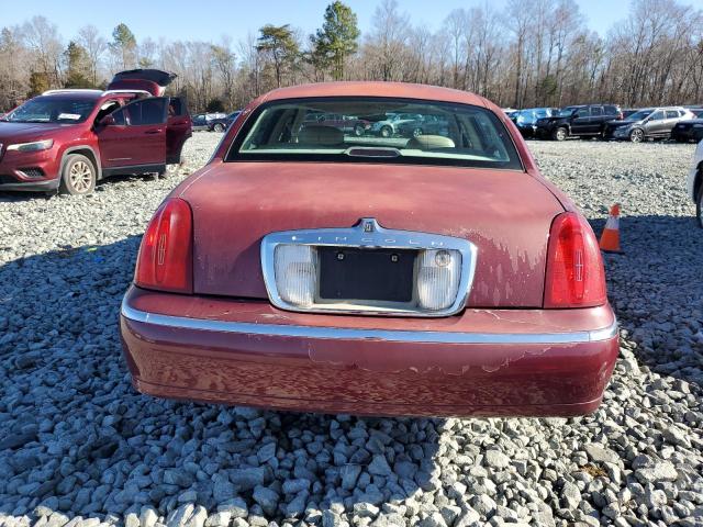 1LNHM83W8XY689704 - 1999 LINCOLN TOWN CARTIER BURGUNDY photo 6