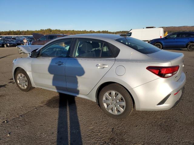 3KPA24AD6ME373127 - 2021 KIA RIO LX SILVER photo 2