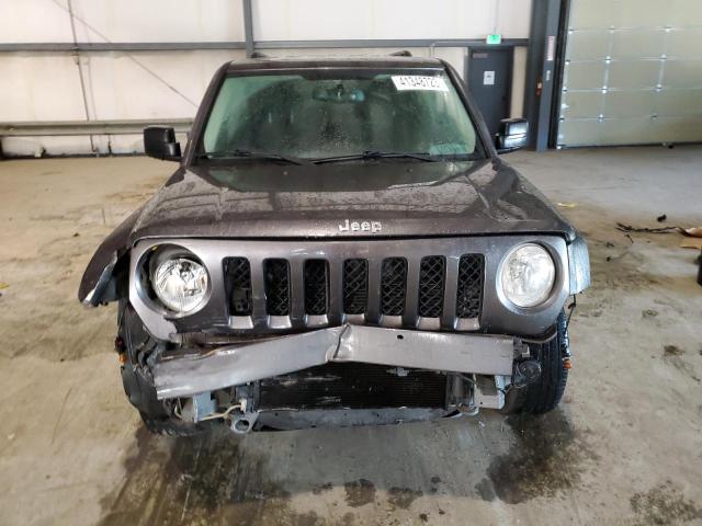 1C4NJPFA4GD811895 - 2016 JEEP PATRIOT LATITUDE CHARCOAL photo 5