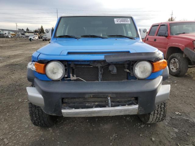 JTEBU11F270008659 - 2007 TOYOTA FJ CRUISER BLUE photo 5