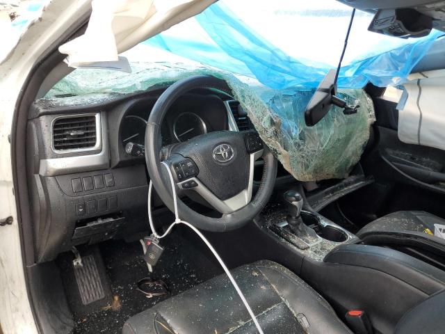 5TDKKRFHXGS159524 - 2016 TOYOTA HIGHLANDER XLE თეთრი ფოტო 8