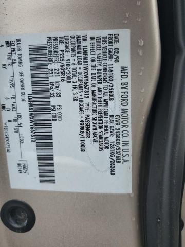 1LNFM81WXWY667812 - 1998 LINCOLN TOWN CAR EXECUTIVE BEIGE photo 12