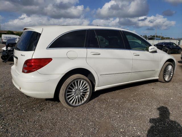 4JGCB65E27A047495 - 2007 MERCEDES-BENZ R-CLASS 350 WHITE photo 3