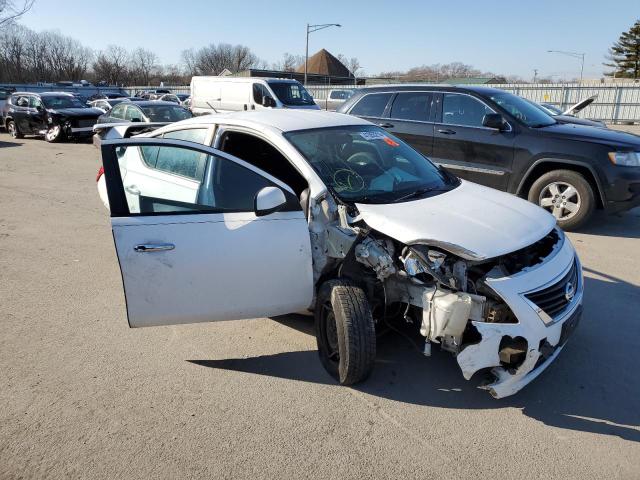 3N1CN7AP8DL883229 - 2013 NISSAN VERSA S WHITE photo 4